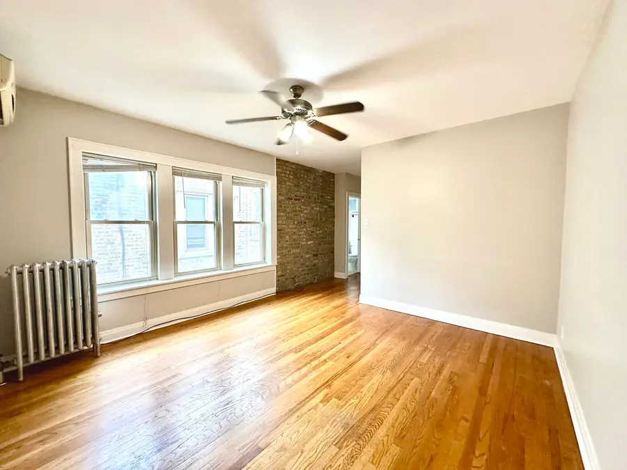 3253 W Olive Avenue #3W, Chicago, IL 60659 - #2