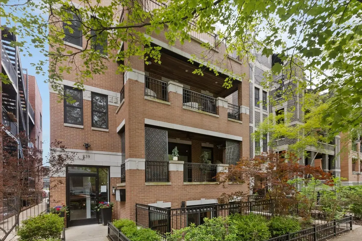 839 W Bradley Place #3, Chicago, IL 60613 - #1