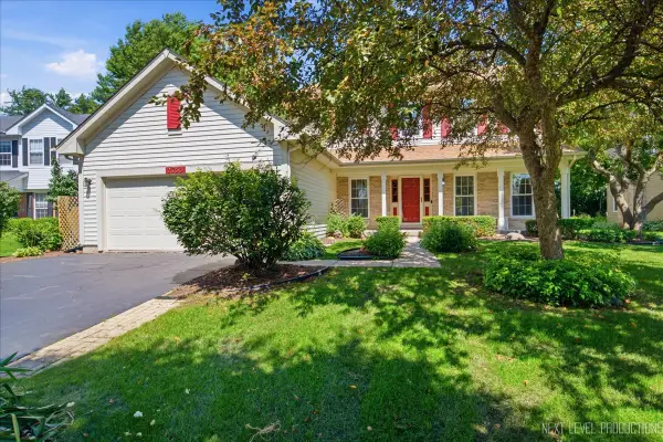 2755 Bluewater Circle, Naperville, IL 60564