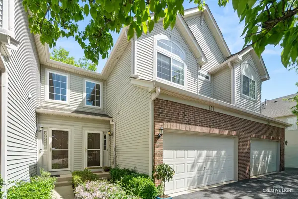 457 Jamestown Court, Aurora, IL 60502