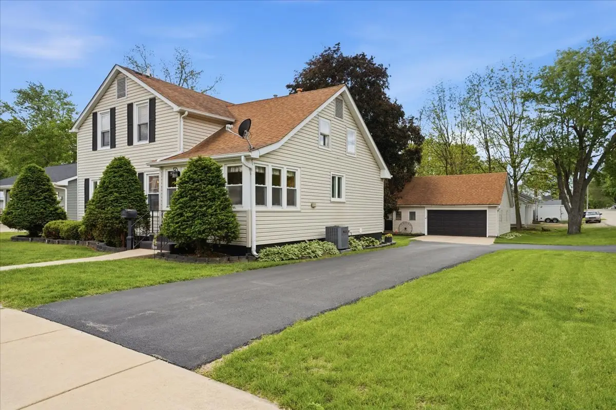 503 S Wells Street, Sandwich, IL 60548 - #1