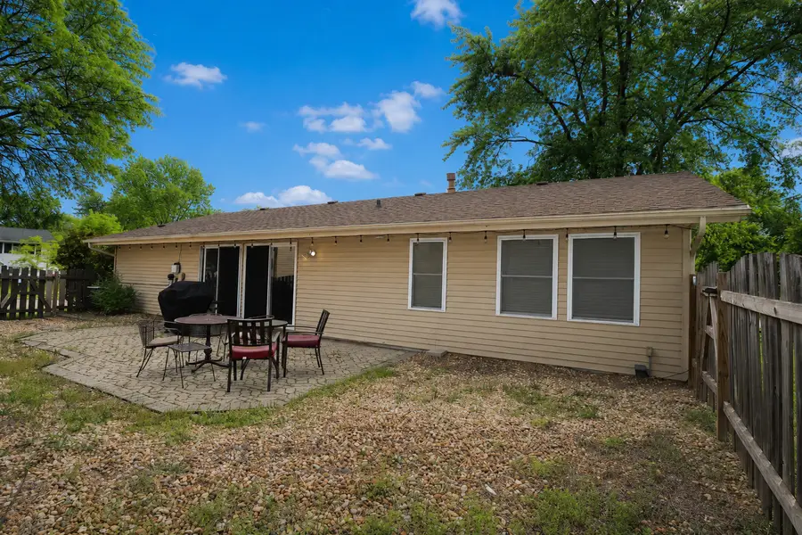 817 Stamford Court, Schaumburg, IL 60193 - #2