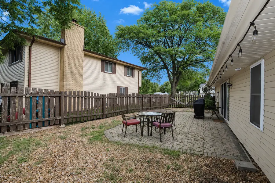 817 Stamford Court, Schaumburg, IL 60193 - #3