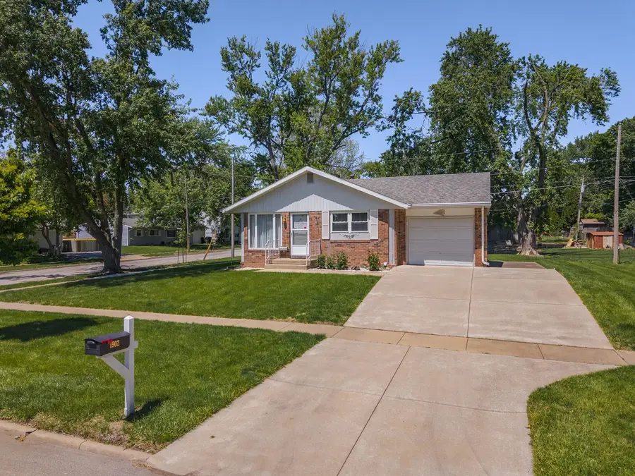 1902 Arrowhead Drive, Bloomington, IL 61704 - #2