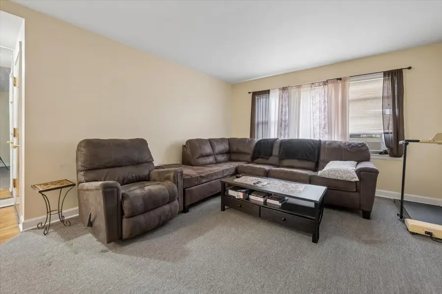 2626 W Balmoral Avenue #201, Chicago, IL 60625 - #3