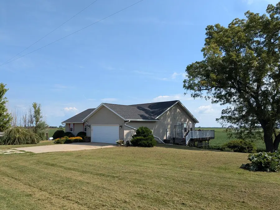720 Smit Road, Prophetstown, IL 61277 - #2