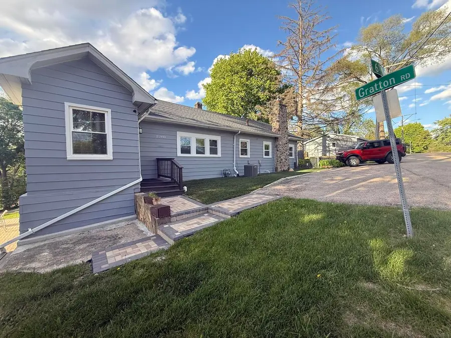 21990 W 6th Street, Lake Villa, IL 60046 - #2
