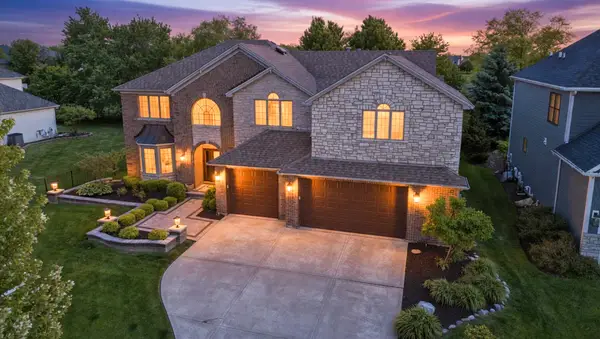 3508 Redwing Court, Naperville, IL 60564