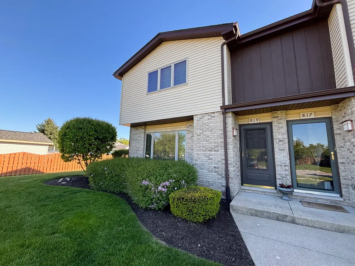819 Sojourn Road, New Lenox, IL 60451 - #1