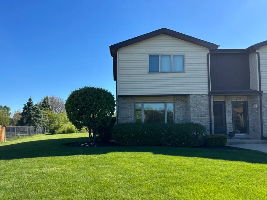 819 Sojourn Road, New Lenox, IL 60451 - #2