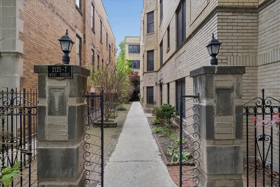 2125 W Pierce Avenue #1B, Chicago, IL 60622 - #3