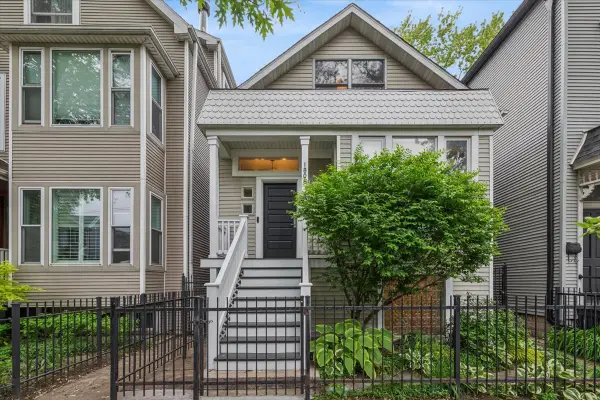 1808 W School Street, Chicago, IL 60657