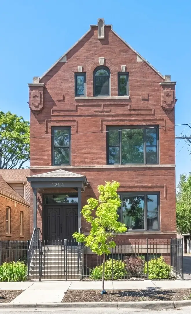 2312 W Charleston Street, Chicago, IL 60647 - #1