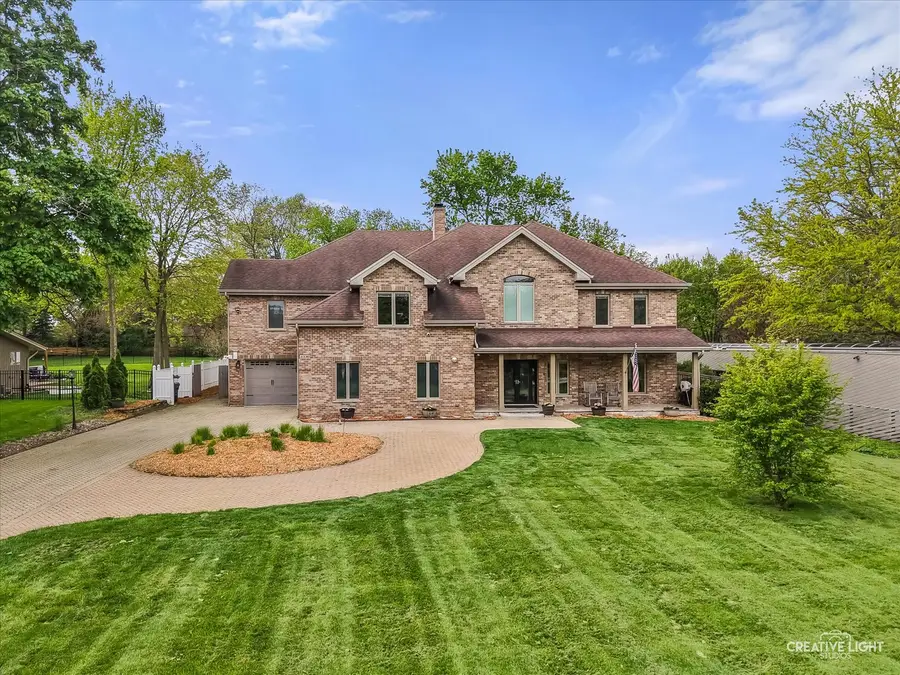 10S060 Clarendon Hills Road, Willowbrook, IL 60527 - #2