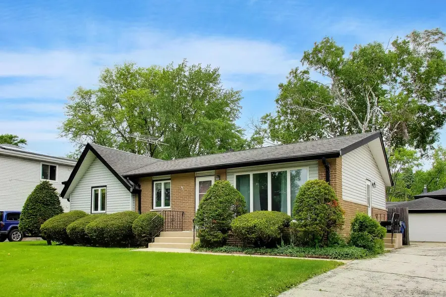 914 Coach Road, Homewood, IL 60430 - #2