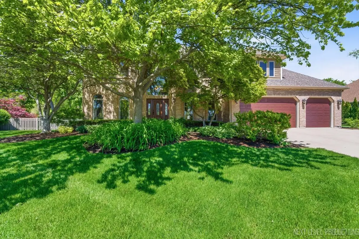 230 Persimmon Drive, Saint Charles, IL 60174 - #1