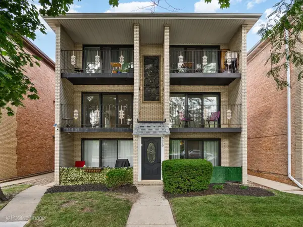 5470 W Higgins Avenue #2W, Chicago, IL 60630