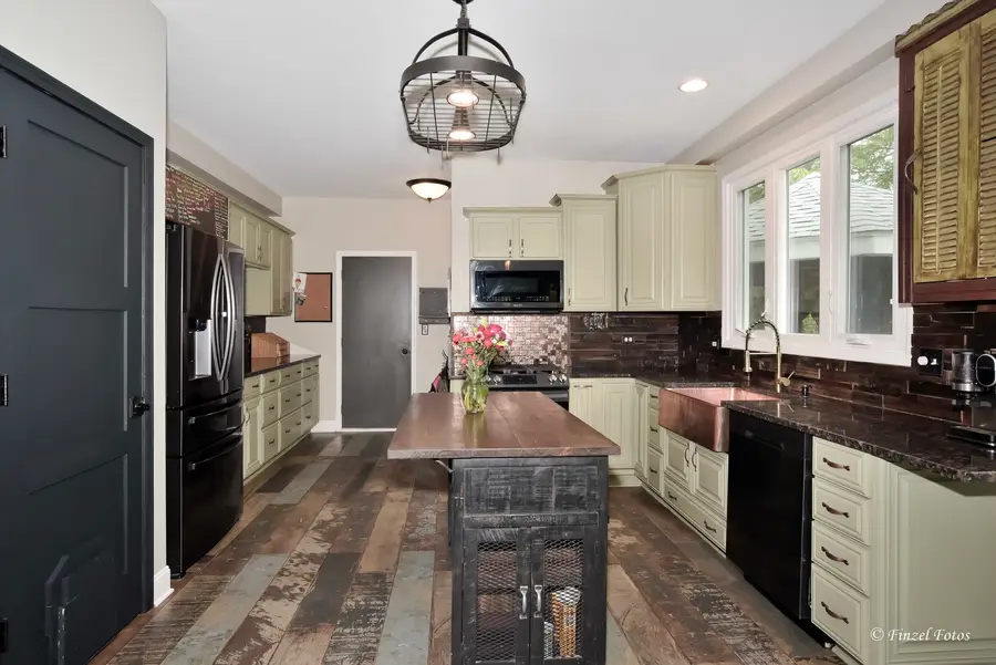 155 Salford Drive, Algonquin, IL 60102 - #2
