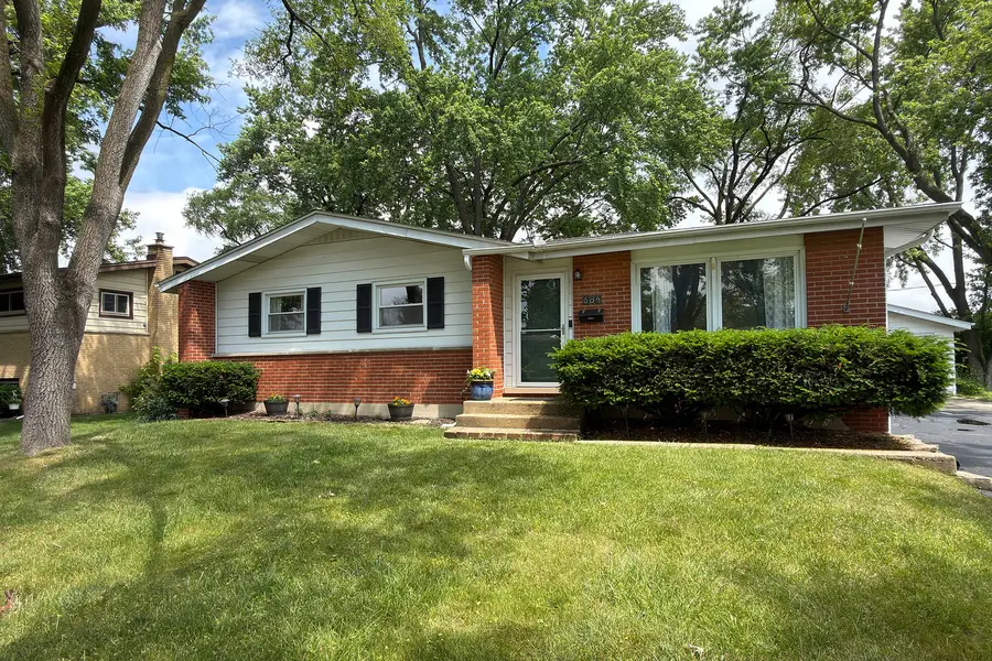 604 E Cedar Lane, Mount Prospect, IL 60056 - #2