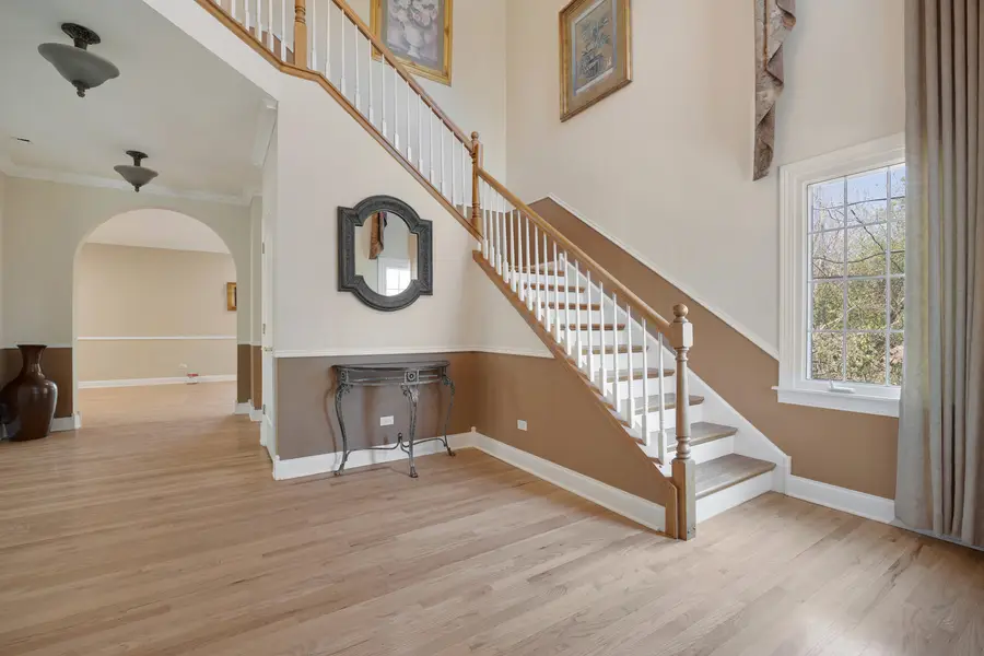 335 W Carriage Lane, Bensenville, IL 60106 - #2