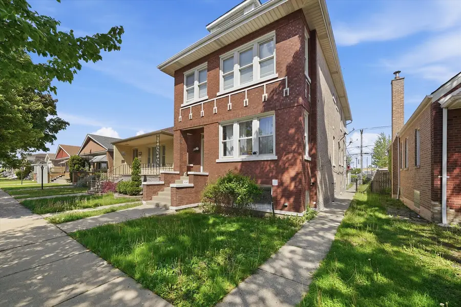 4349 S Komensky Avenue, Chicago, IL 60632 - #3