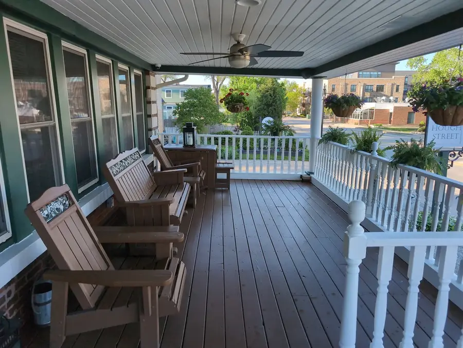 417 N Hough Street, Barrington, IL 60010 - #3