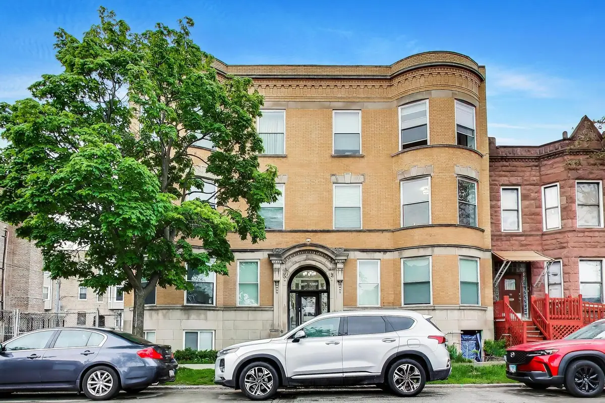 616 E 46th Street #2, Chicago, IL 60653 - #1