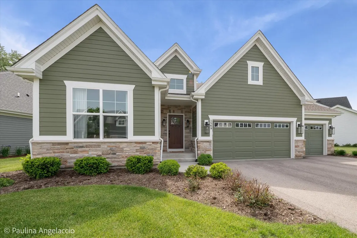 1569 Dempsey Drive, Saint Charles, IL 60174 - #1