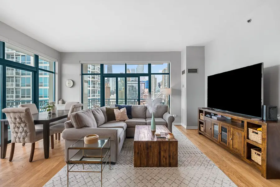 340 W Superior Street #1401, Chicago, IL 60654 - #3