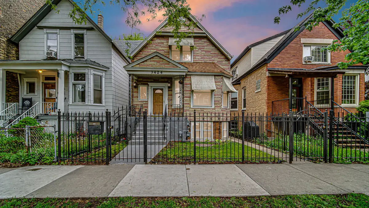 3424 W Parker Avenue, Chicago, IL 60647 - #1