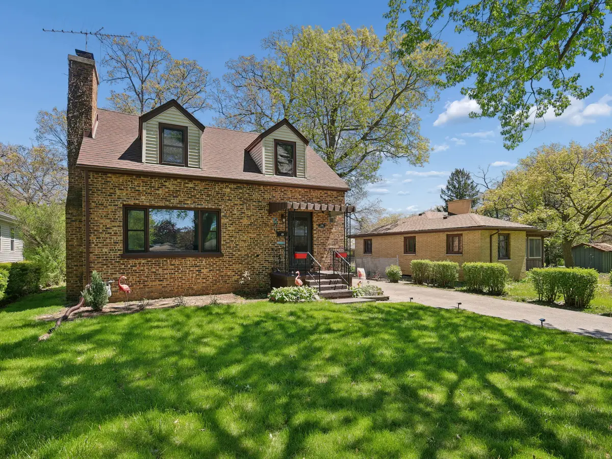 735 Kirkwood Avenue, Winthrop Harbor, IL 60096 - #1