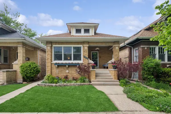 5004 N Tripp Avenue, Chicago, IL 60630