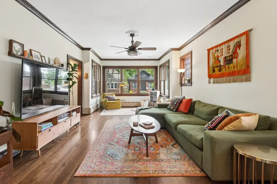 5004 N Tripp Avenue, Chicago, IL 60630 - #2
