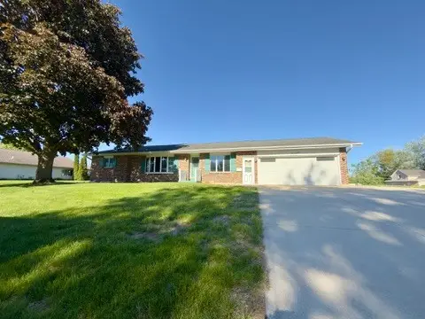 100 6th Street, Fulton, IL 61252 - #1