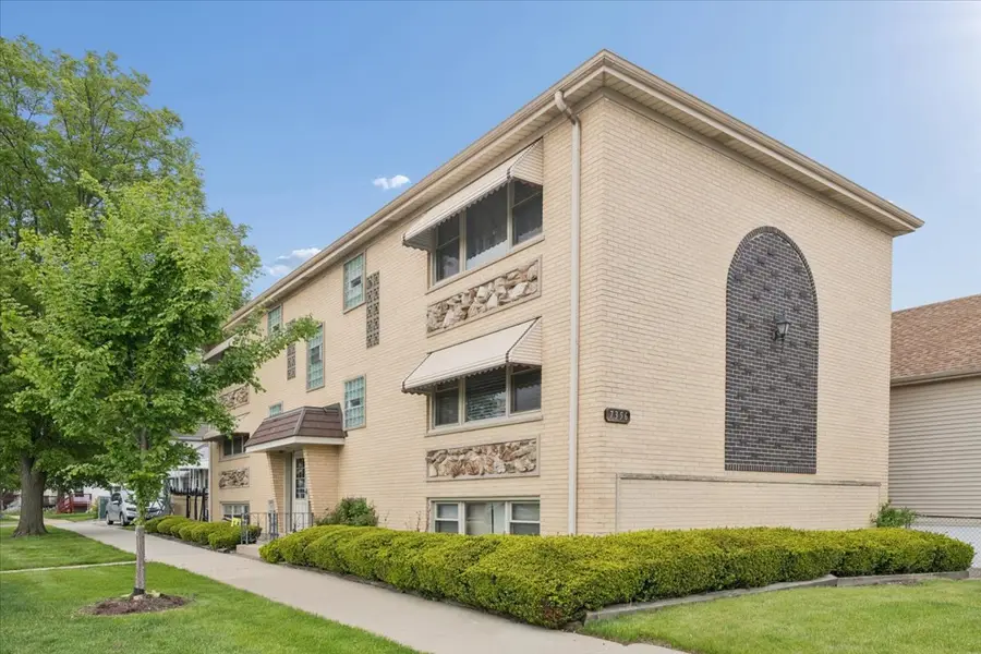 7356 W Addison Street, Chicago, IL 60634 - #2