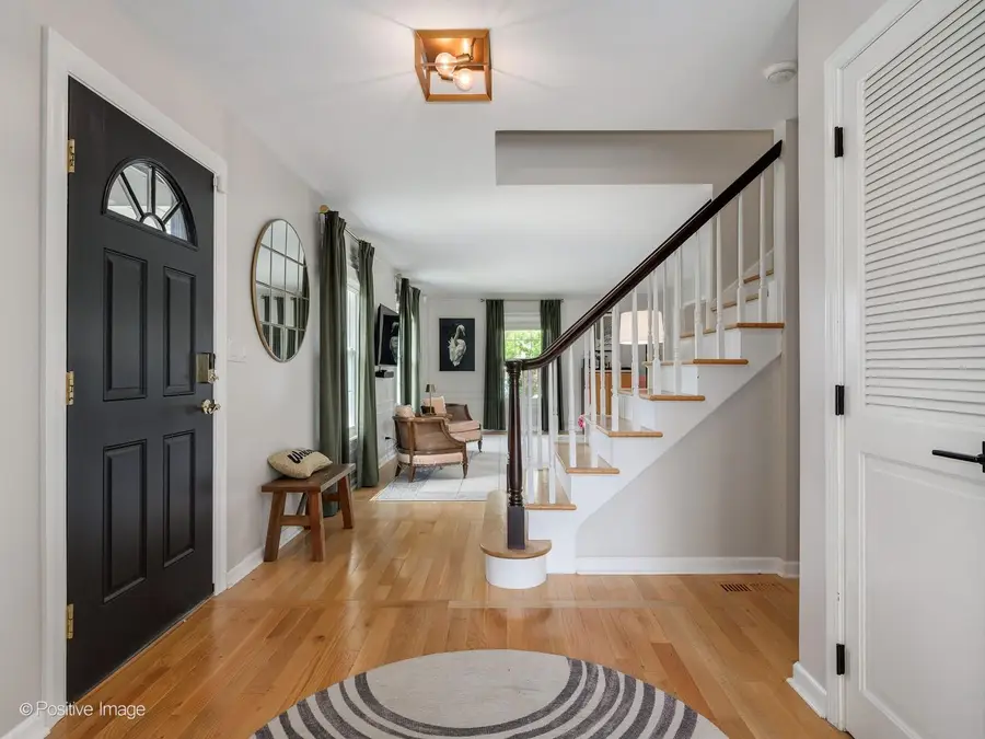 1615 S Kaspar Avenue, Arlington Heights, IL 60005 - #2