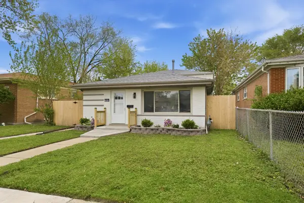 13947 S Saginaw Avenue, Burnham, IL 60633