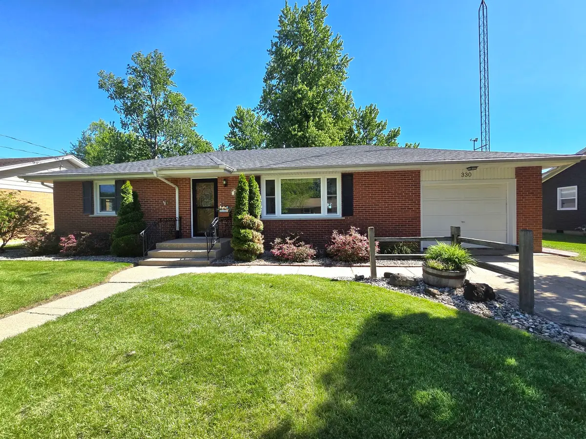 330 W Second South Street, Chebanse, IL 60922 - #1