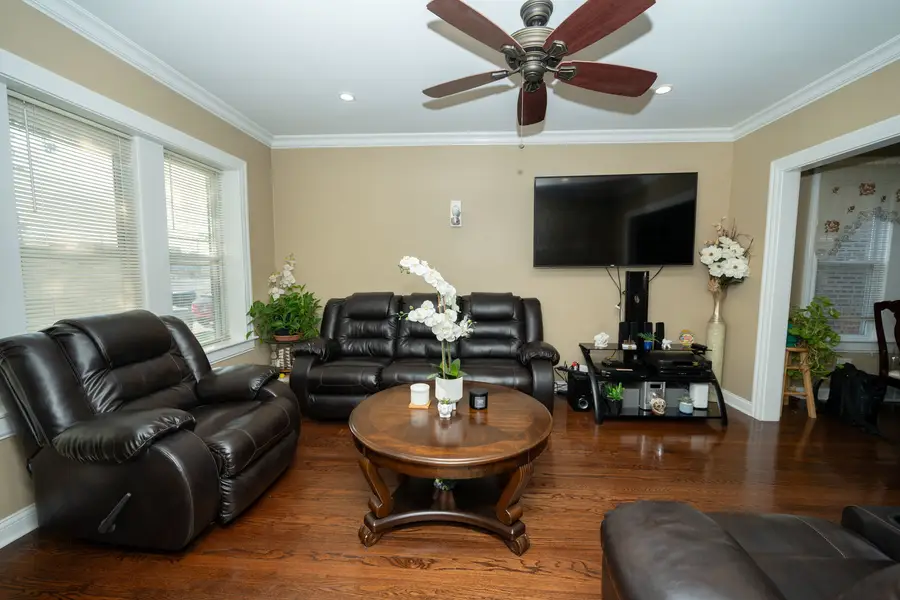 3126 S 55th Avenue, Cicero, IL 60804 - #2