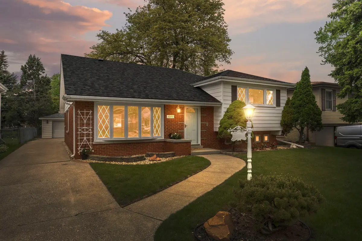 10116 Mulberry Avenue, Oak Lawn, IL 60453 - #1