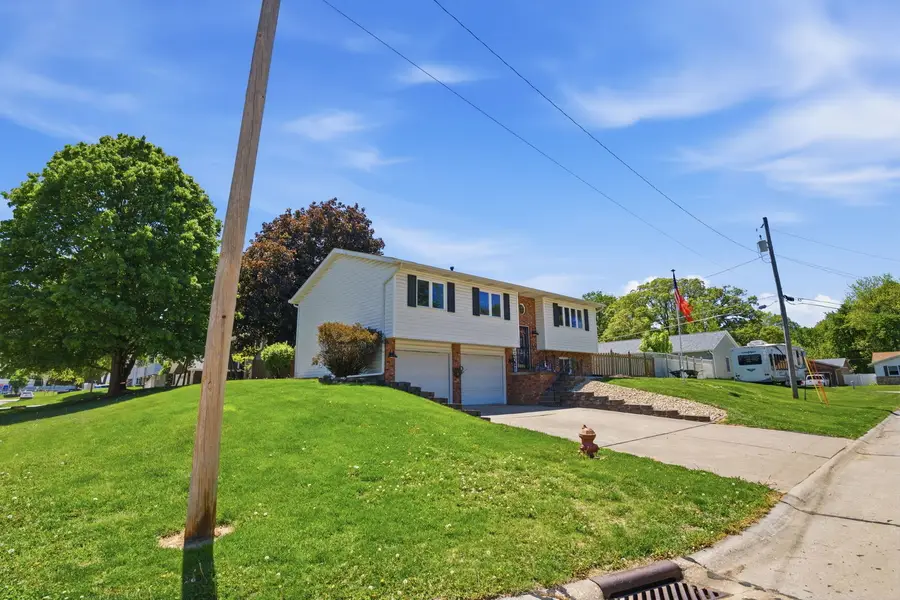 1007 7th Street, Hampton, IL 61256 - #2