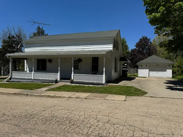 606 E Silk Street, Mt. Carroll, IL 61053