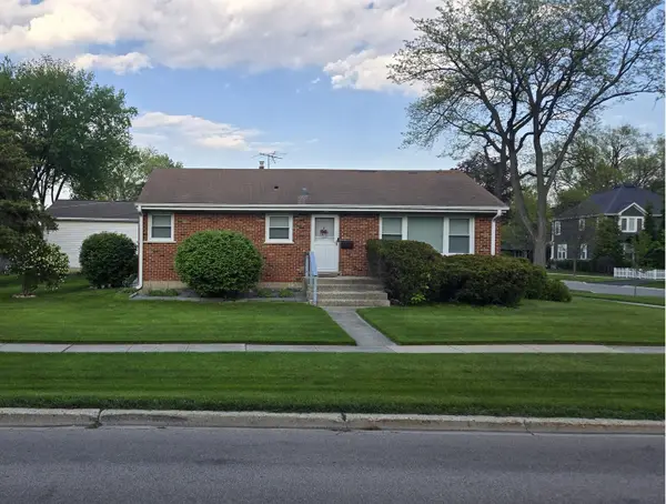 58 W Comfort Street, Palatine, IL 60067