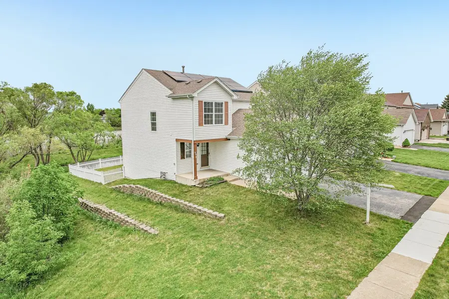 694 W Huron Hills Trail, Round Lake Heights, IL 60073 - #3