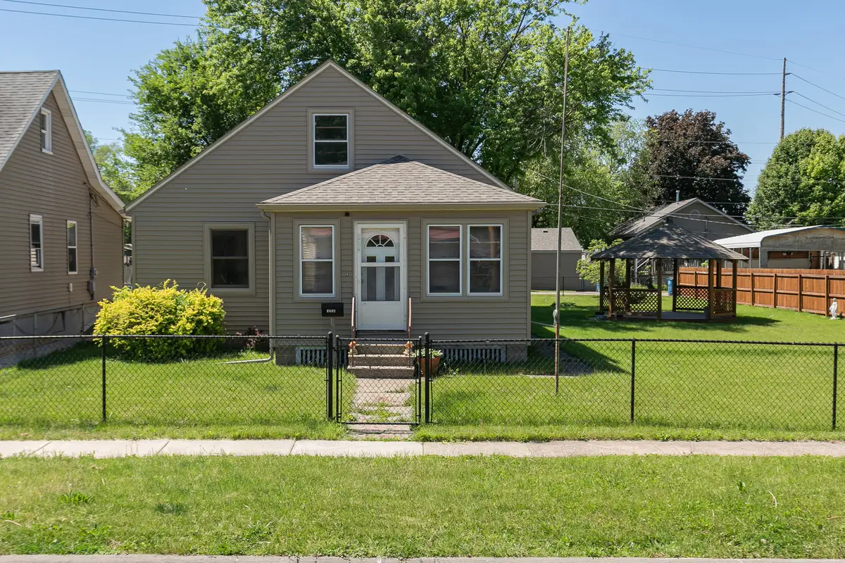 1716 10th Avenue, East Moline, IL 61244 - #1