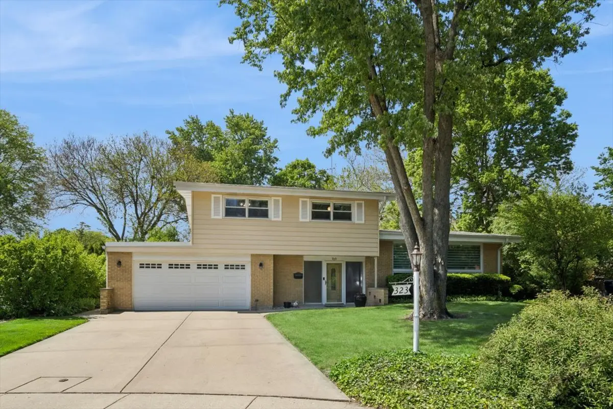 323 Vine Street, Wilmette, IL 60091 - #1