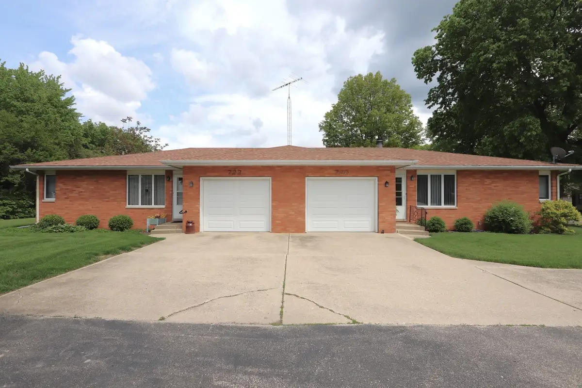 720-722 E North Street, Morris, IL 60450 - #1
