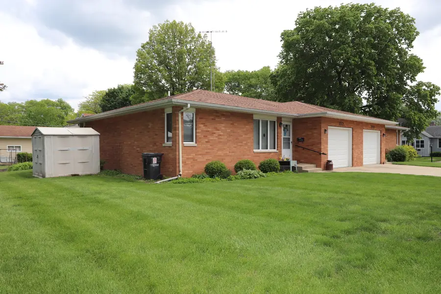720-722 E North Street, Morris, IL 60450 - #3
