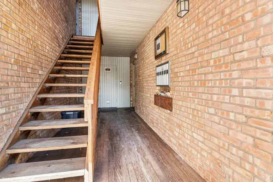 5803 Oakwood Drive #B, Lisle, IL 60532 - #2