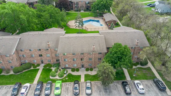 5343 Waterbury Court #2403, Crestwood, IL 60418